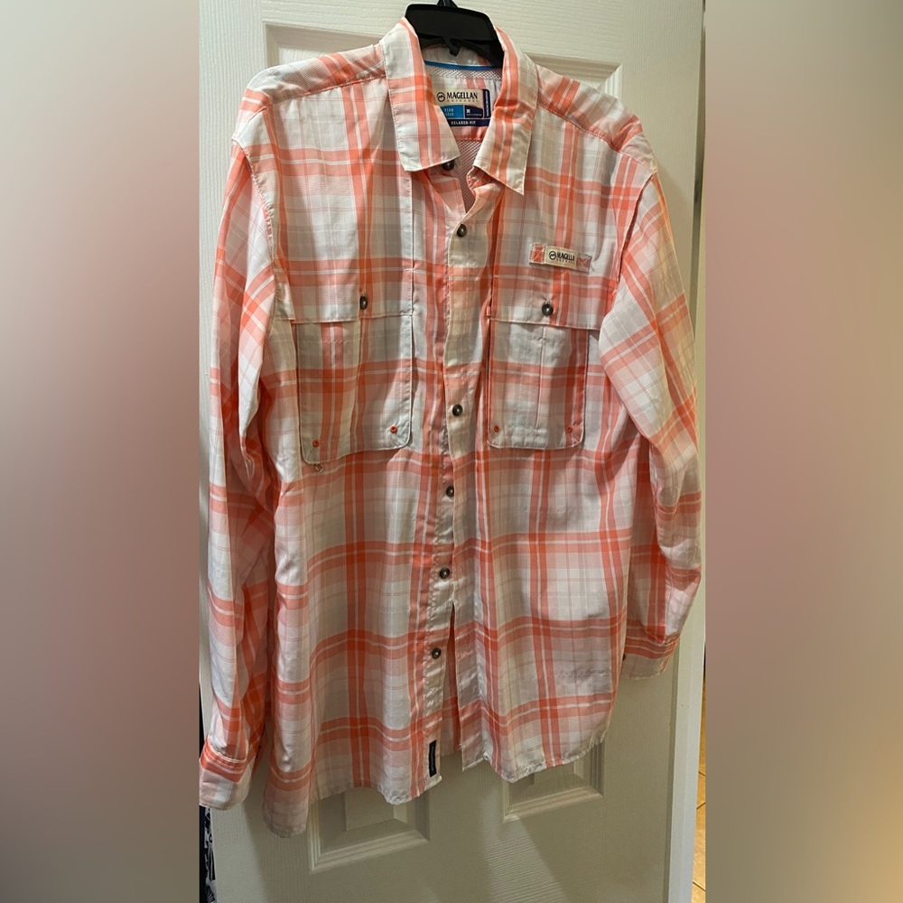 Magellan Women's Fishing Shirt Size Medium